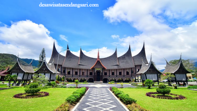 Destinasi Wisata Liburan yang Mengagumkan di Padang